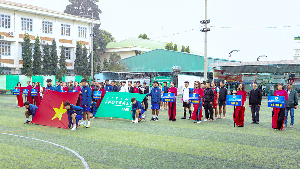 Các đội tham dự giải.